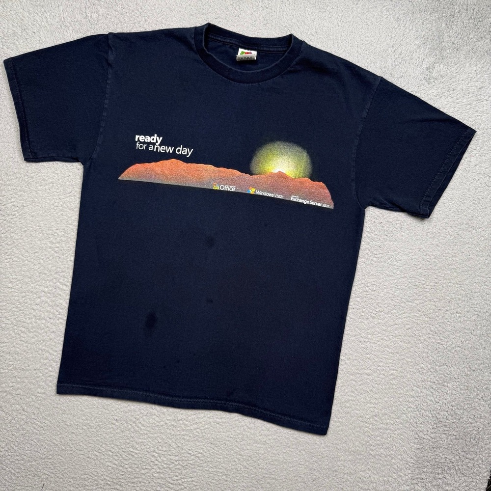 Vintage 2007 Microsoft Windows Vista promotional Tech T-shirt‎